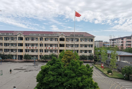 云霄卫生职工中等专业学校