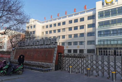 蒙古族卓南分校高级中学