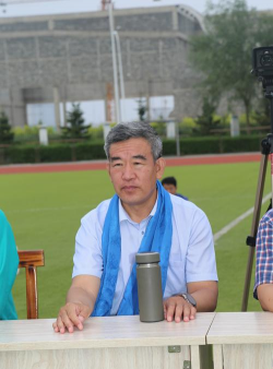 科右前旗一中