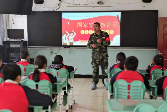 漠河县兴安镇中心校