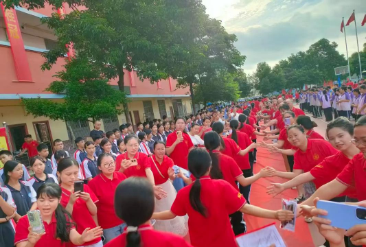 宾阳县志远中学