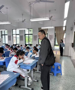无锡市侨谊实验中学