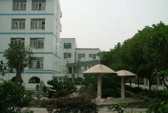 江苏省宜兴市官林第二中学
