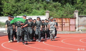三门县沿赤中学