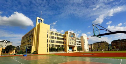 台州初级中学