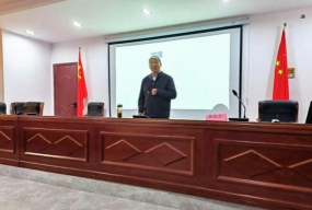临泉县宋集中心学校
