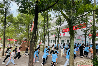 石江初级中学