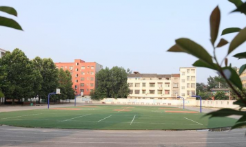 西华县实验中学