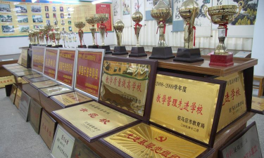 泌阳县第二高级中学