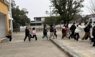 长茅岭乡中学