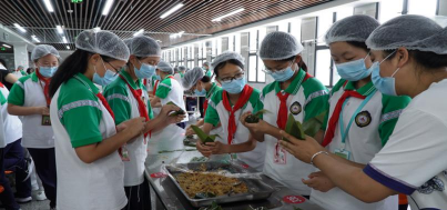 长阳龙舟坪中学