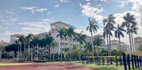 惠州市光正实验学校
