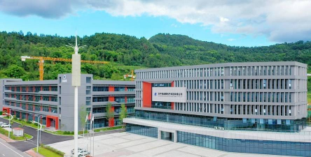 巴中信息技术学校