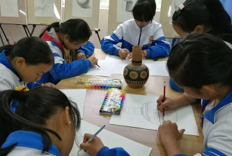禄劝县九龙中学