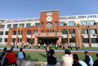 靖远县城关中学