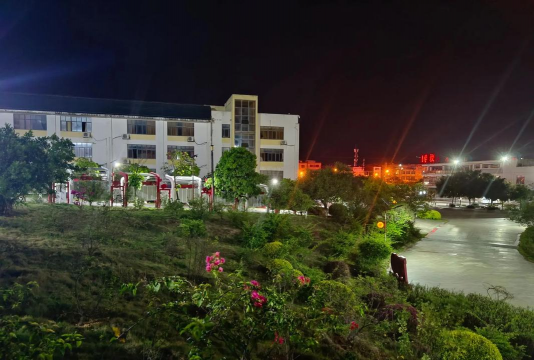 百色市财经职业技术学校