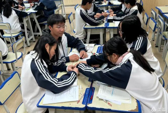 西山区云南建磷学校