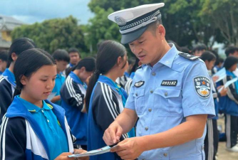 西双版纳州青龙学校