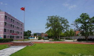 闽侯县美术中等职业学校