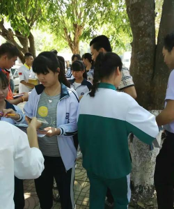 海口市中医药学校