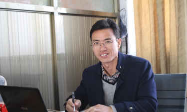 龙游华茂外国语学校