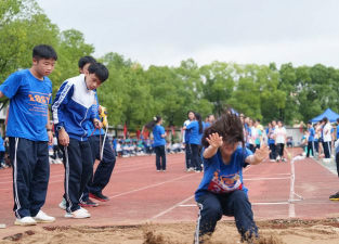 台州市路桥实验中学