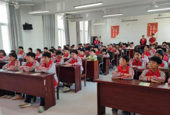 颍州区三十里铺镇中心学校