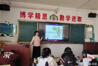 阜阳市颍东区新乌江镇瓦房中学