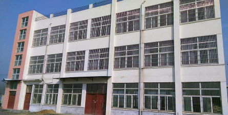 行流镇腰庄初级中学