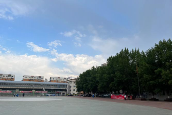 颍泉区人民中学