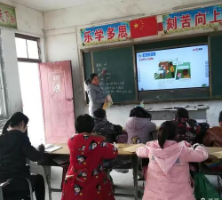扶沟县吕潭乡中心校户外活动场地