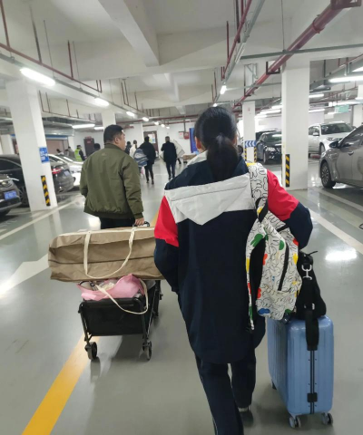 岳阳市屈原大学附属中学户外活动场地