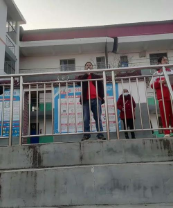 蕲春县扬诚学校户外活动场地