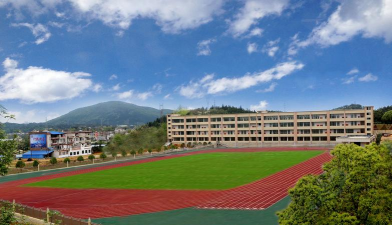 隆回二中户外活动场地