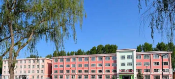 平和乡学校