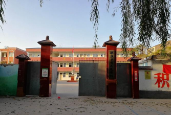 会宁县柴门乡张堡九年制学校