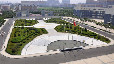 赤峰职业技术学院户外活动场地