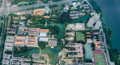 广西机电职业技术学院户外活动场地