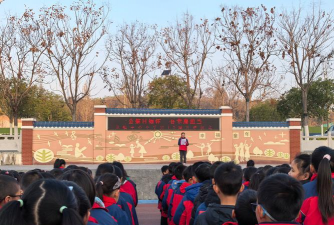 桃园县立新明国中户外活动场地