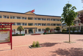 桃园县立自强国中户外活动场地