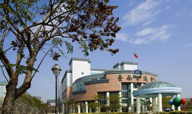 台南市立忠孝国中户外活动场地