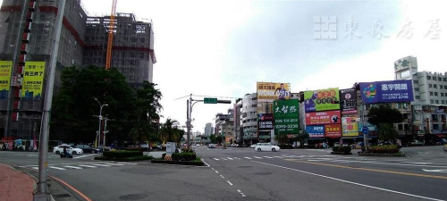 台中市立东势国中户外活动场地