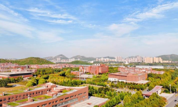 山东交通职业学院户外活动场地
