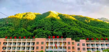 康县豆坝九年一贯制学校户外活动场地