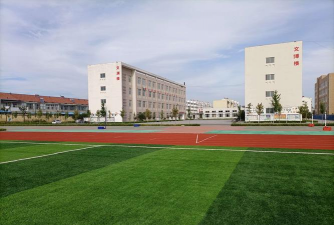 礼县红河乡红河初级中学户外活动场地
