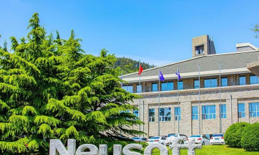 大连东软信息学院户外活动场地