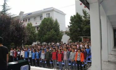 礼县永坪乡初级中学户外活动场地