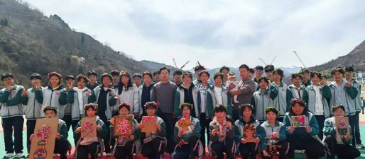 礼县王坝中学户外活动场地