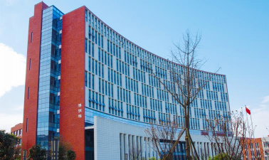 绵阳城市学院户外活动场地