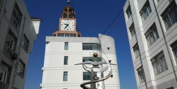 无锡市荡口中学户外活动场地